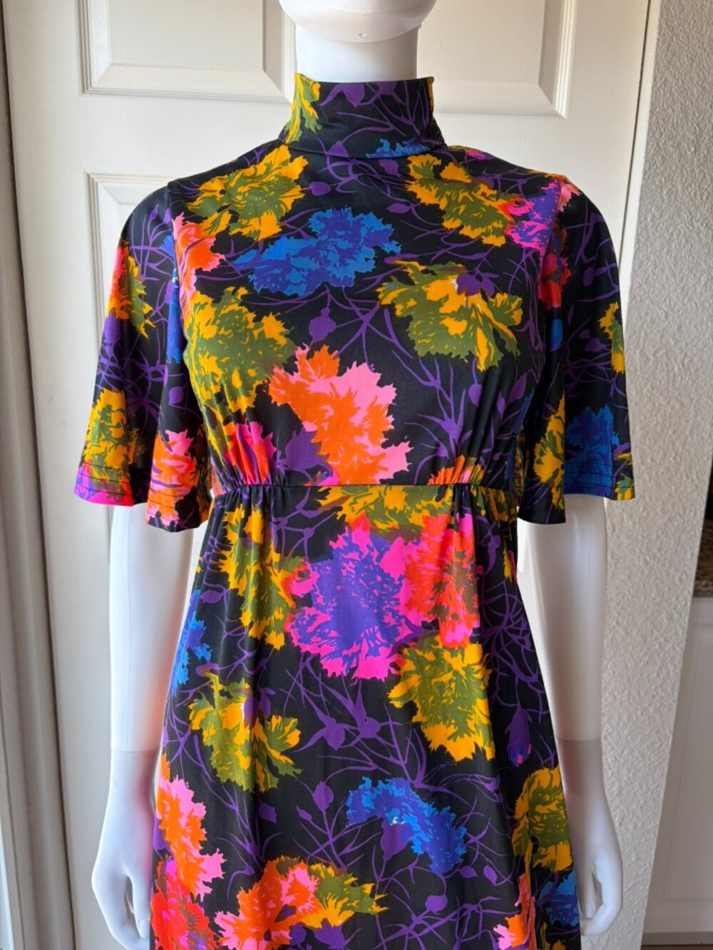 Vintage 70s Short Flutter Sleeve Maxi A Line Dress